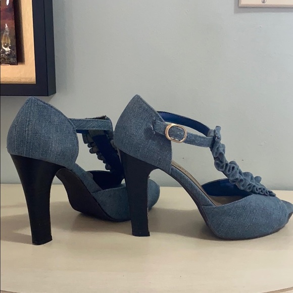 Madden Girl jean-type material heels - Picture 4 of 8